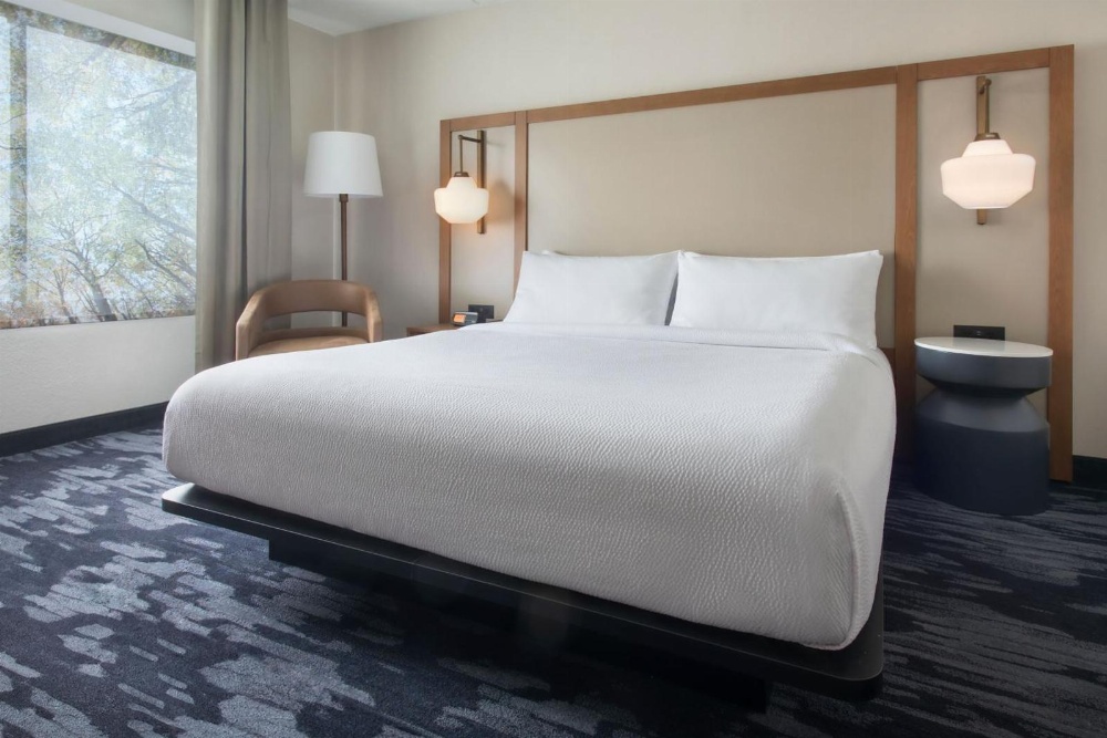 Fairfield Inn by Marriott Rochester Airport